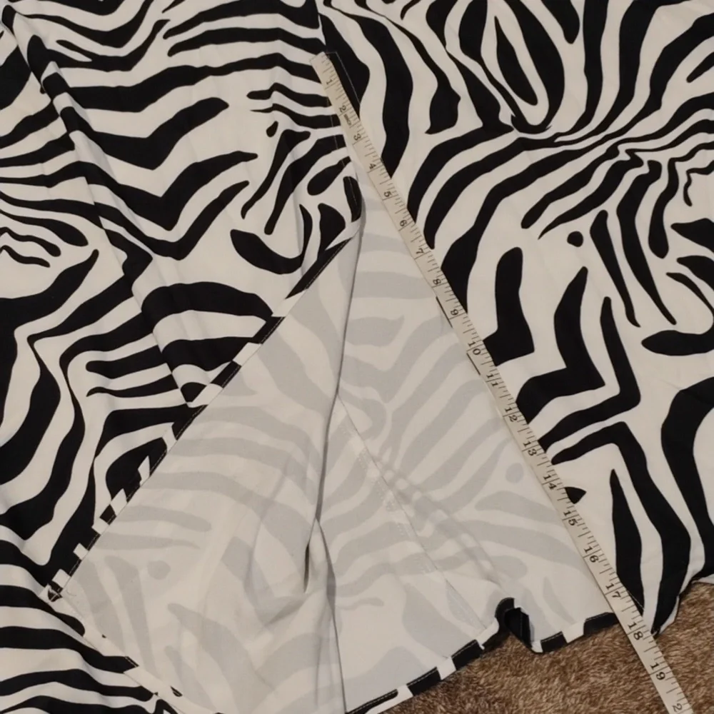 Eloquii NWT Zebra One Shoulder Maxi Dress With Slit - Picture 6 of 10